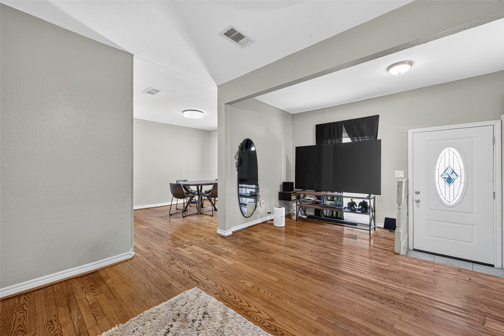 8125 Barkley Street, Houston, TX 77017 8125 Barkley Street, Houston, TX 77017