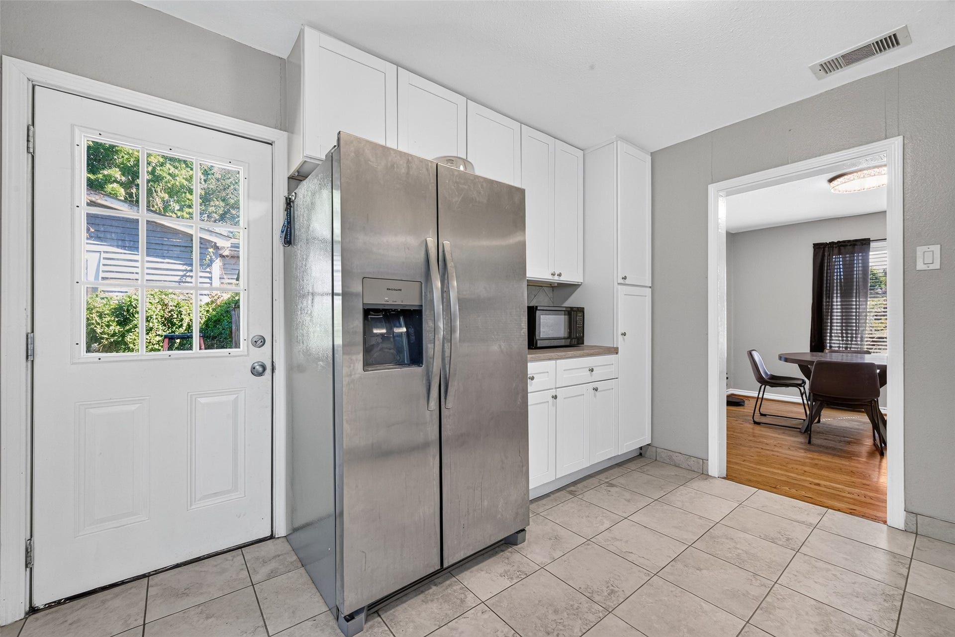 8125 Barkley Street, Houston, TX 77017 8125 Barkley Street, Houston, TX 77017