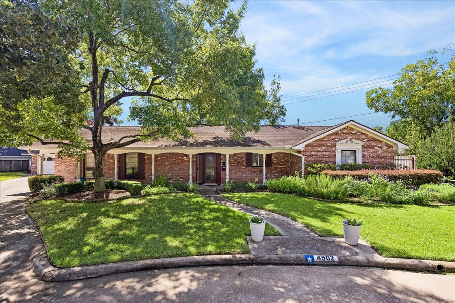 Property photo for 4902 Clift Haven Drive, Houston, TX