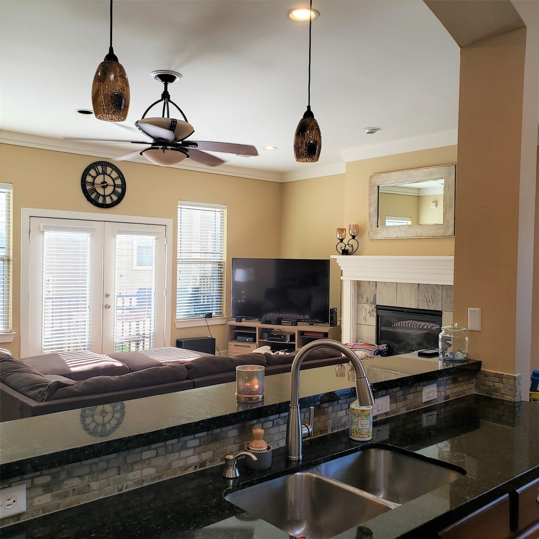 4517 Feagan Street, #B, Houston, TX 77007 4517 Feagan Street, #B, Houston, TX 77007