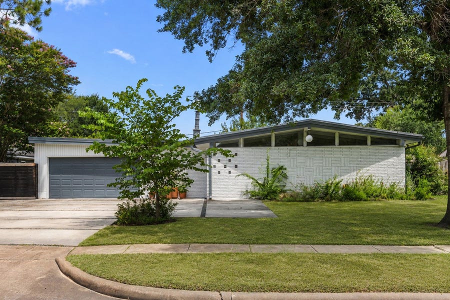 Property photo for 5142 W Bellfort Avenue, Houston, TX