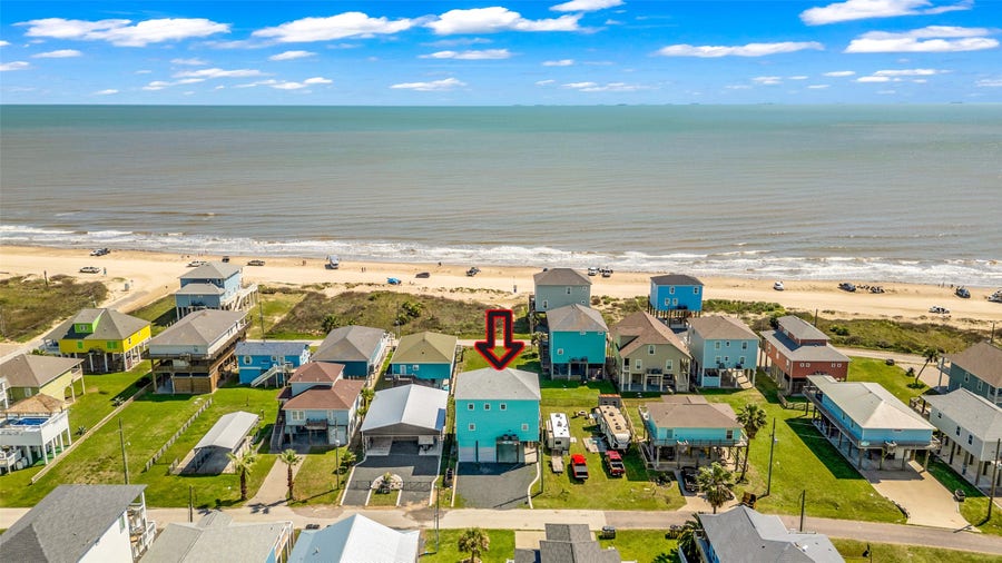 Property photo for 1978 Avenue I, Crystal Beach, TX