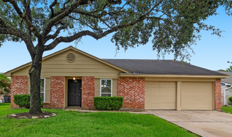 Property photo for 19635 Moonhollow Drive, Houston, TX