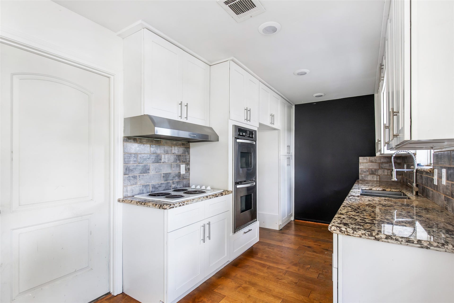 603 Sharon Drive, Humble, TX 77338 603 Sharon Drive, Humble, TX 77338