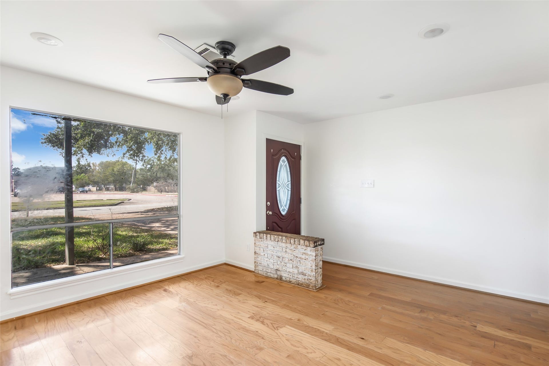 603 Sharon Drive, Humble, TX 77338 603 Sharon Drive, Humble, TX 77338