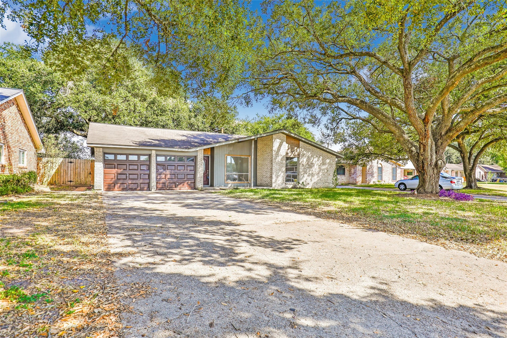 603 Sharon Drive, Humble, TX 77338 603 Sharon Drive, Humble, TX 77338