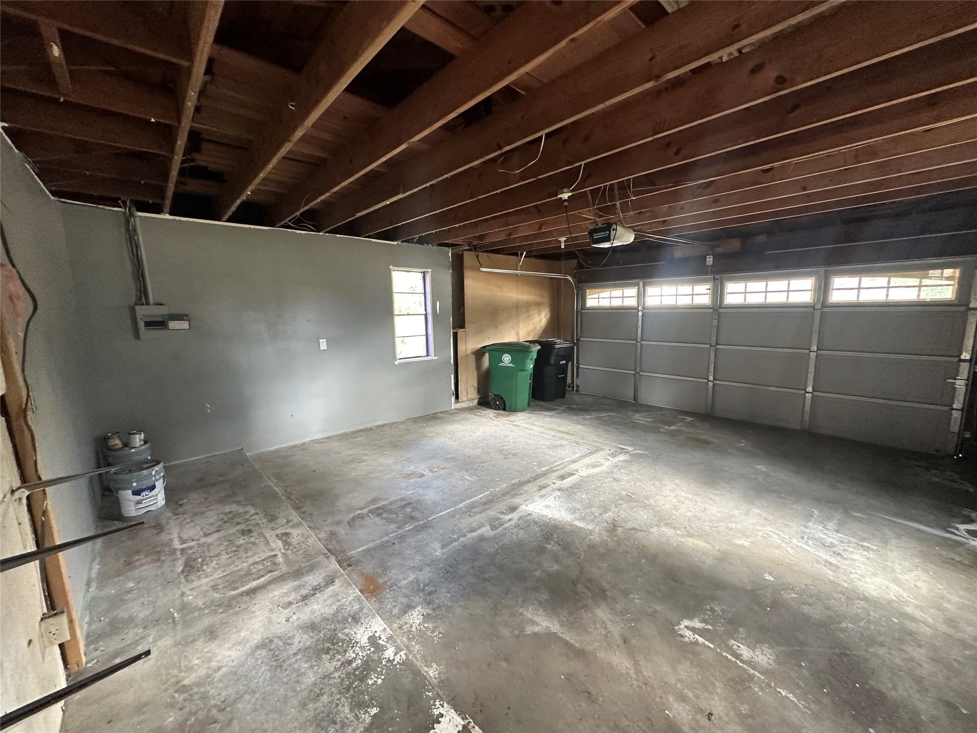 2 Car Garage