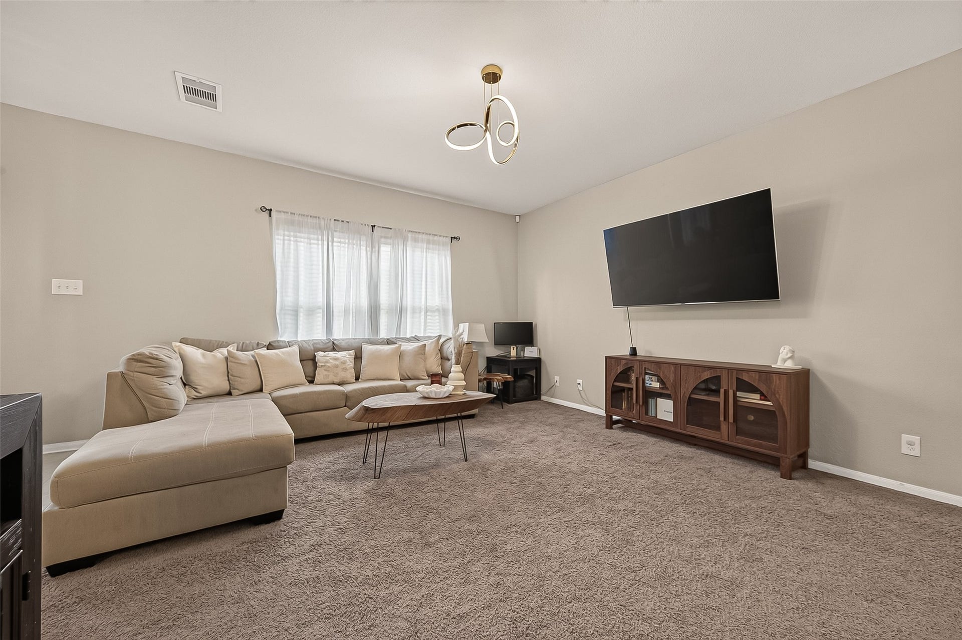 8 Desert Sun Court, Manvel, TX 77578 8 Desert Sun Court, Manvel, TX 77578