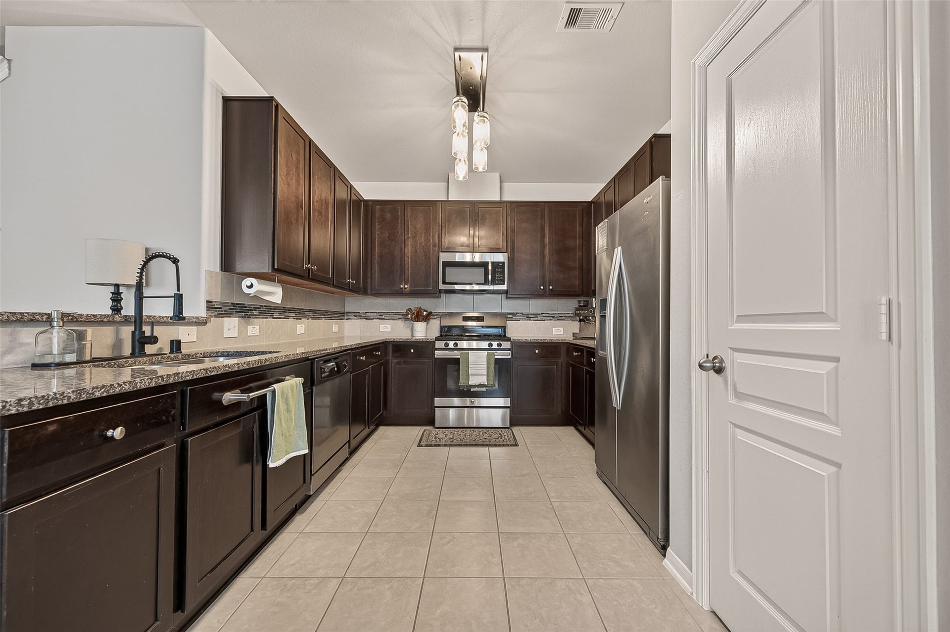8 Desert Sun Court, Manvel, TX 77578 8 Desert Sun Court, Manvel, TX 77578