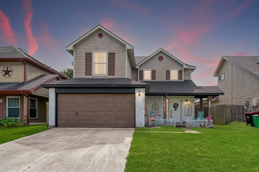 Property photo for 19814 Shores Edge Drive, Tomball, TX