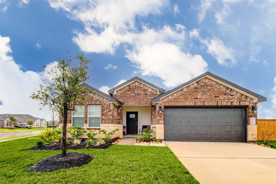 Property photo for 7715 Montana Ruby Drive, Rosharon, TX