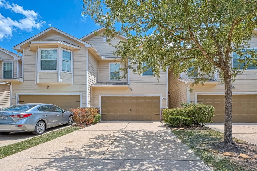 Property photo for 5015 Dartmoor Ridge Trail, Houston, TX