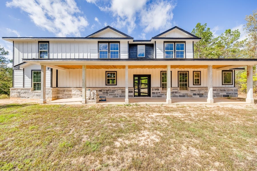 Property photo for 2127 Bambi Court, Cleveland, TX