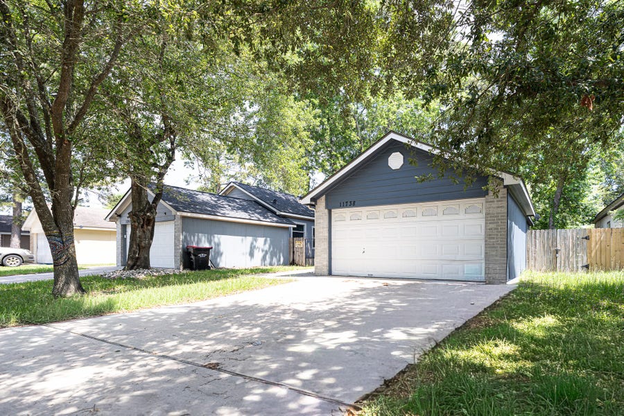Property photo for 11738 Greencanyon Drive, Houston, TX