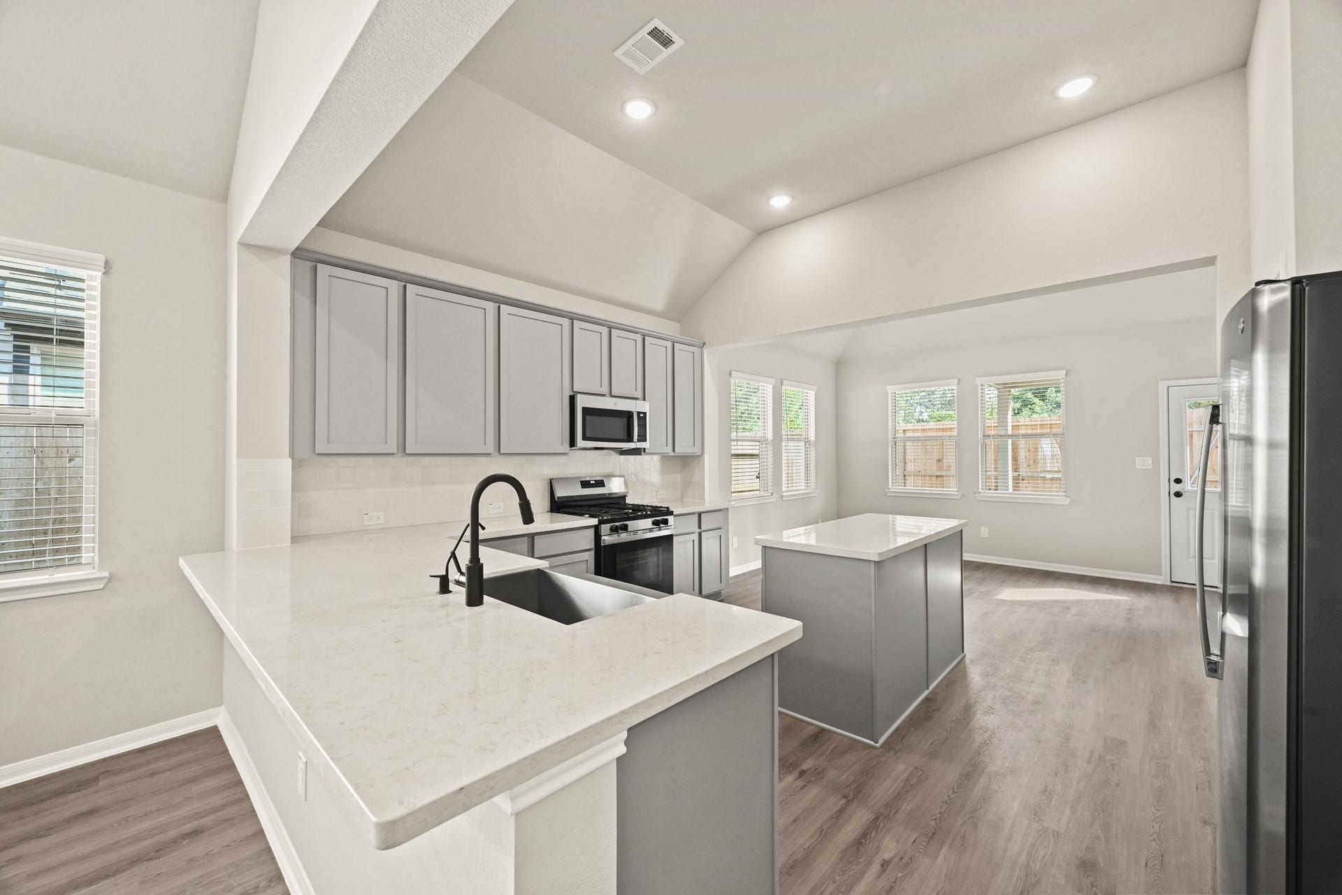 Chef-worthy kitchen (*Photo not of actual home and used for illustration purposes only.)
