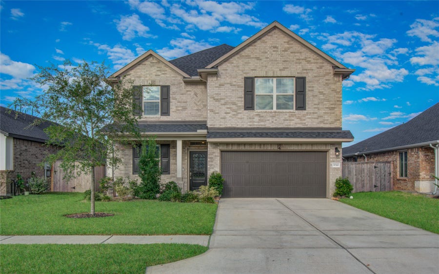 Property photo for 3042 Daw Boardwalk Drive, La Porte, TX