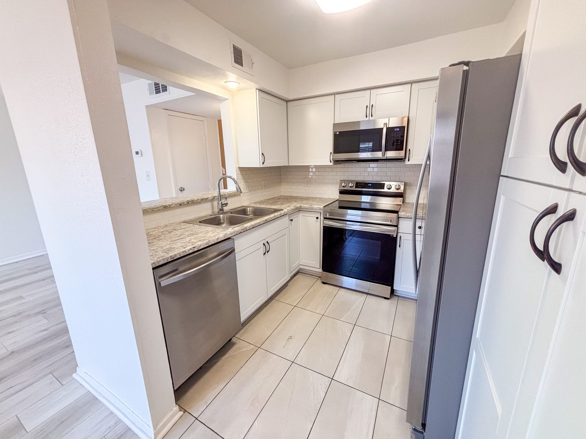 11002 Hammerly Boulevard, #43, Houston, TX 77043 11002 Hammerly Boulevard, #43, Houston, TX 77043