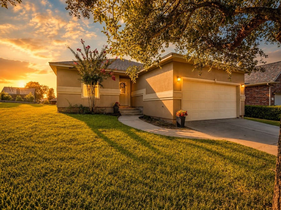 Property photo for 106 Harbour Town Way, Conroe, TX