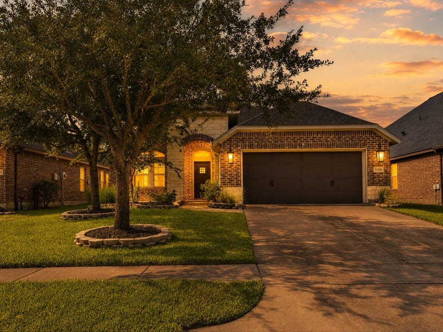 Property photo for 12411 Point Arbor Court, Tomball, TX