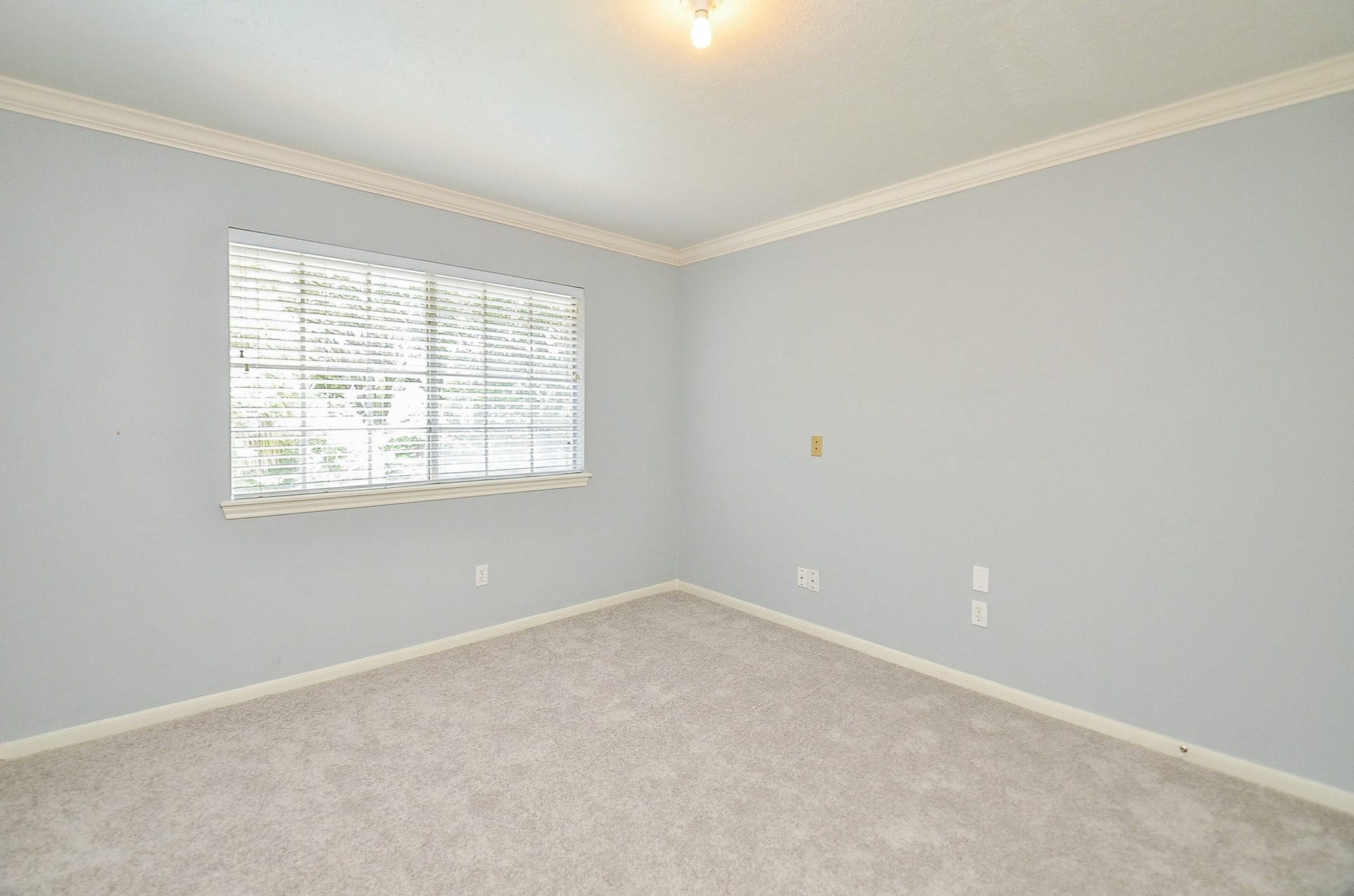 3126 Serene Oak Drive, Sugar Land, TX 77478