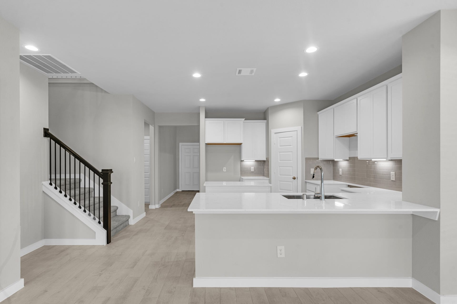 2914 Belle Tree Lane, Katy, TX 77493 2914 Belle Tree Lane, Katy, TX 77493