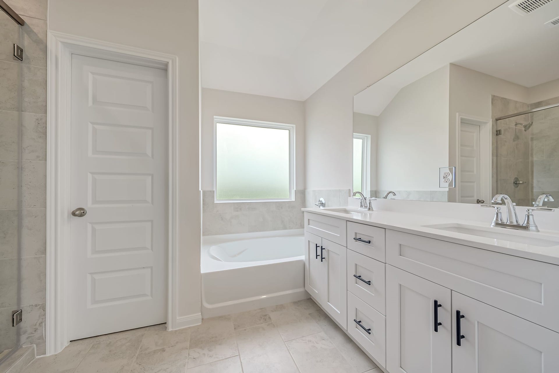 20650 Dynamic Court, Humble, TX 77338 Ensuite Bath