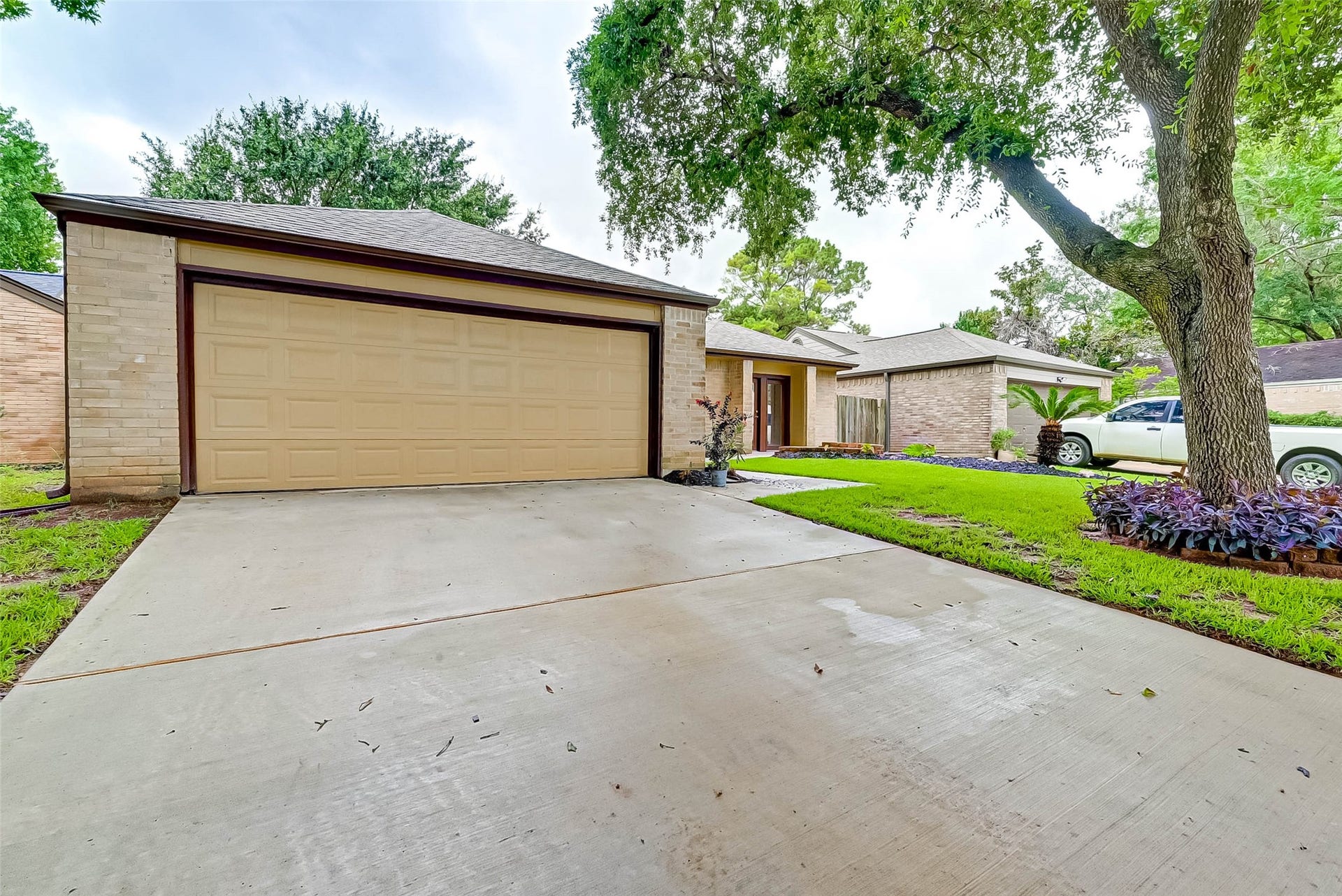 1375 Beaujolais Lane, Houston, TX 77077