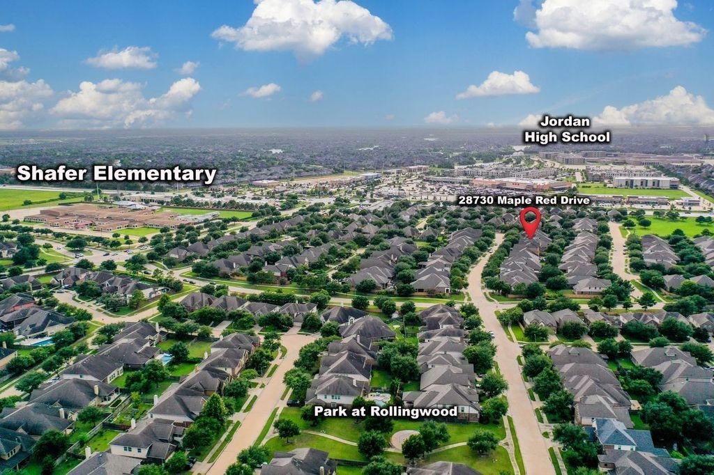 Execellent Location in Cinco - Just blocks from Shafer Elemenary means an easy stroll to school, or the high school kids can easily walk/bike to Jordan High School.