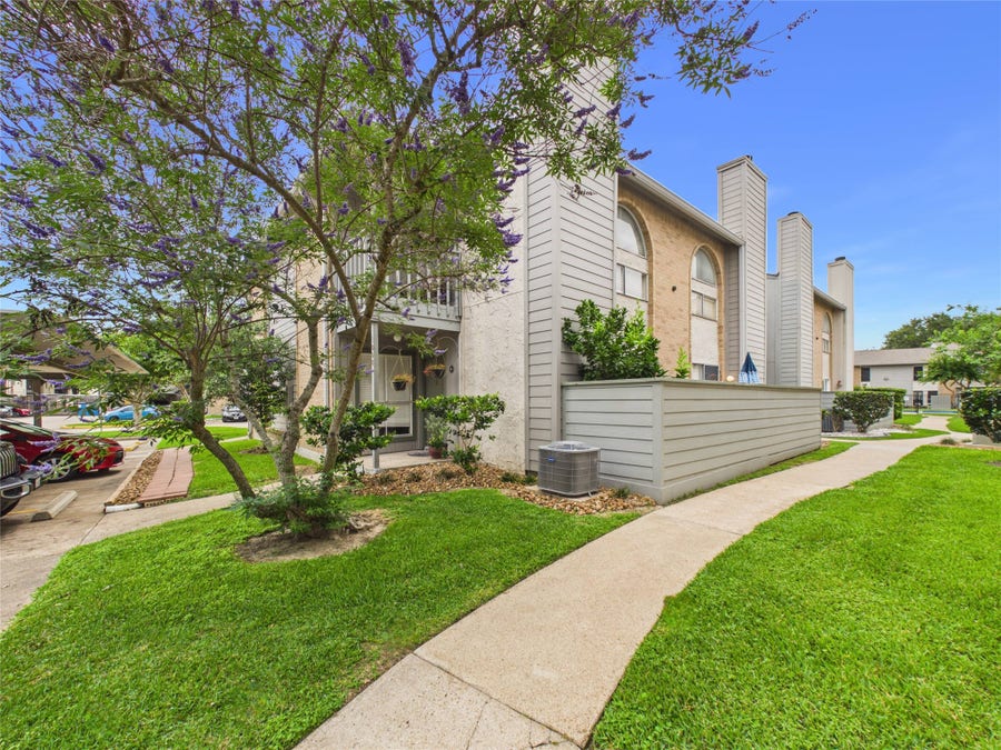 Property photo for 260 El Dorado Boulevard, #1807, Houston, TX