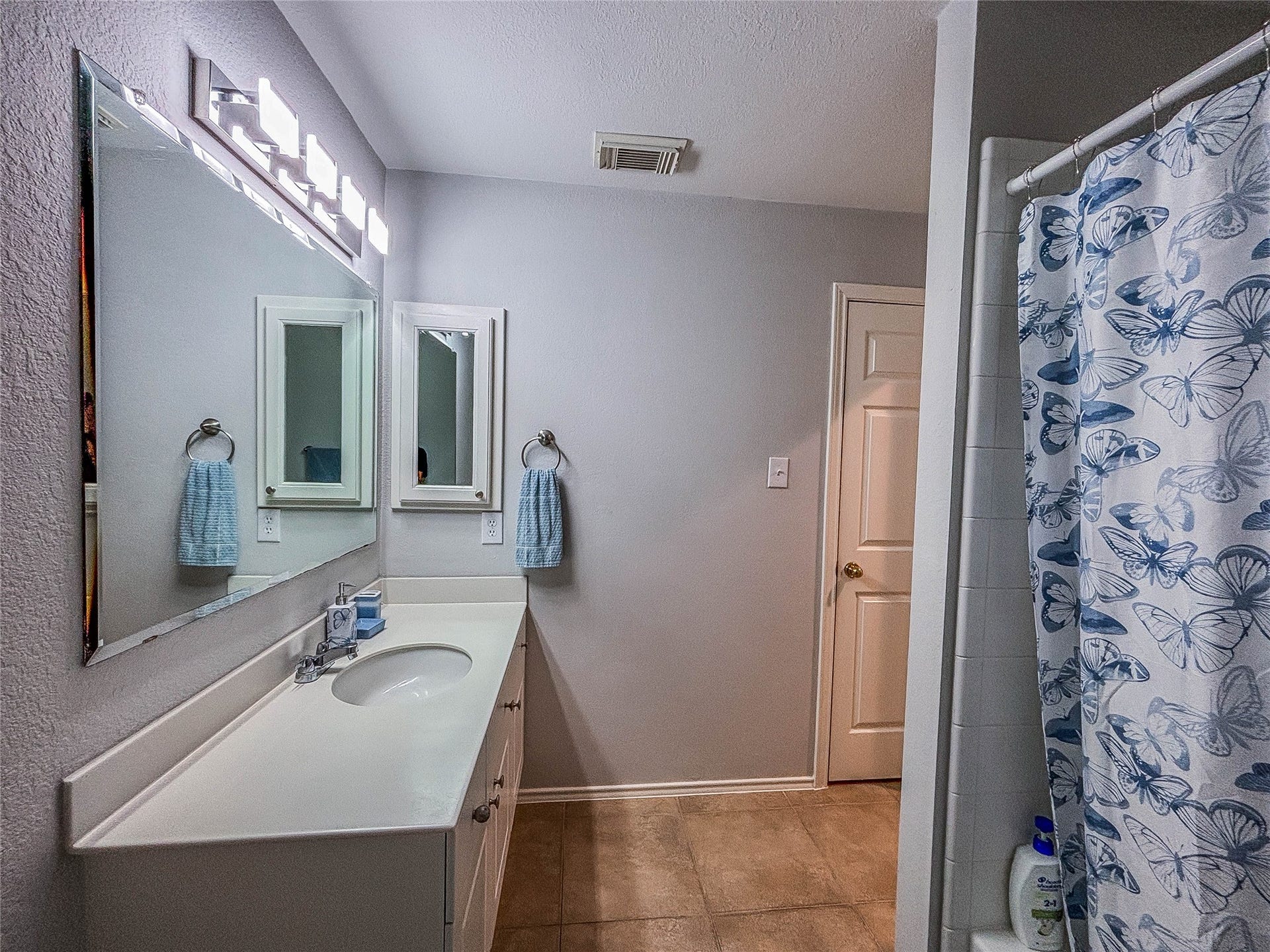 18027 Brookes Bend, Houston, TX 77094 18027 Brookes Bend, Houston, TX 77094