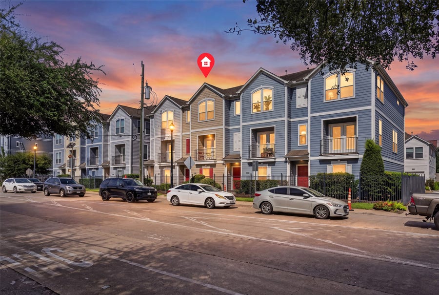 Property photo for 3208 Chenevert Street, Houston, TX