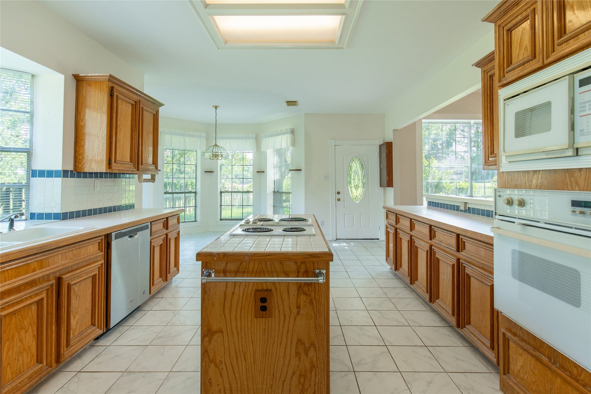 18814 Preakness Palm Circle, Humble, TX 77346 18814 Preakness Palm Circle, Humble, TX 77346