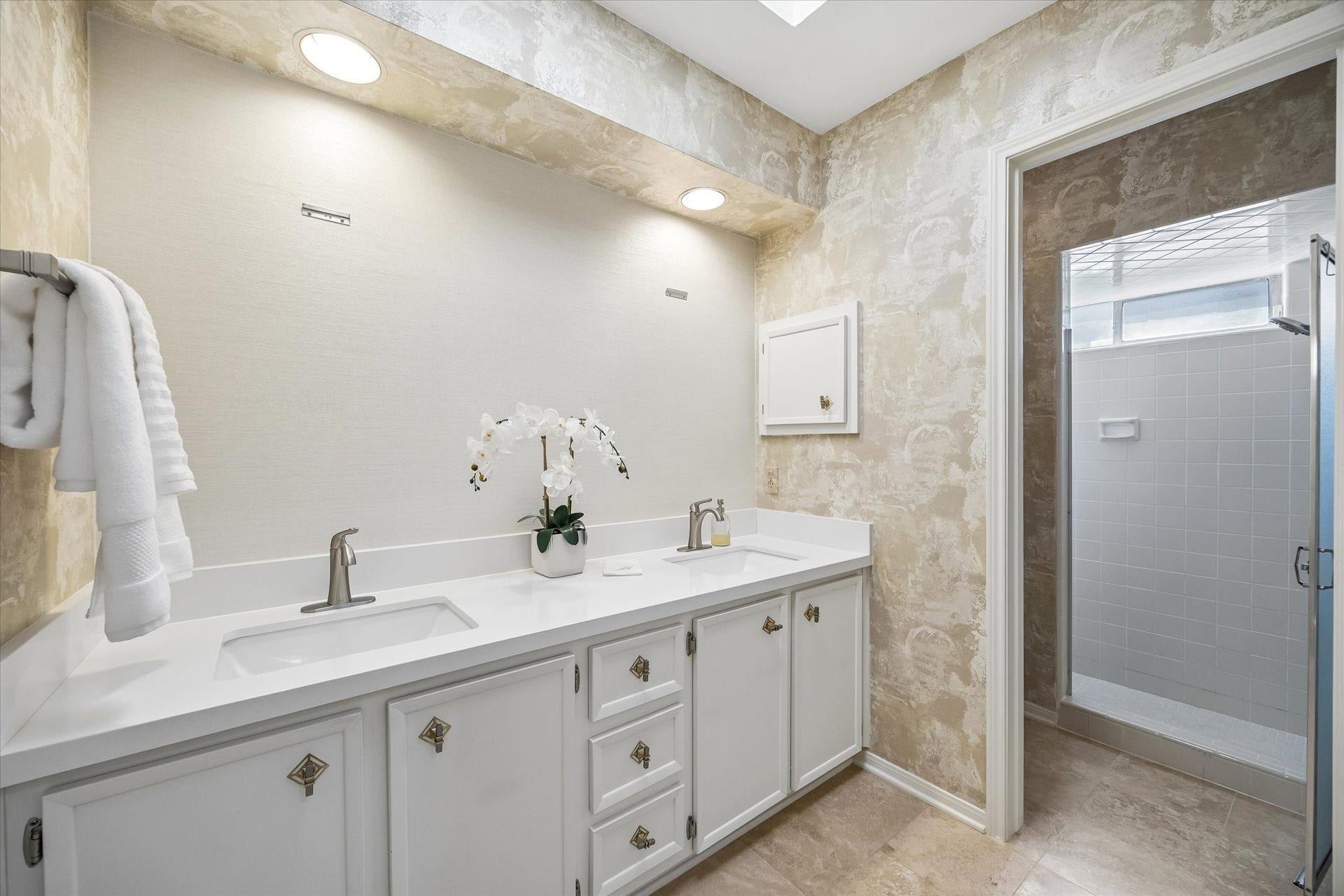 11315 Piping Rock Drive, Houston, TX 77077 11315 Piping Rock Drive, Houston, TX 77077