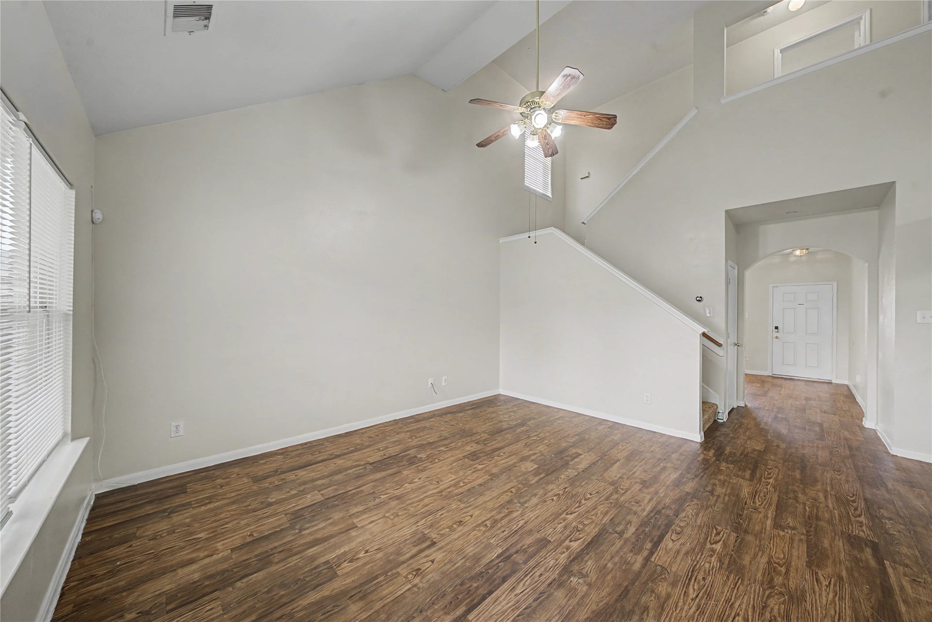 1111 Auburn View Lane, Fresno, TX 77545 Family Room to the Entrance