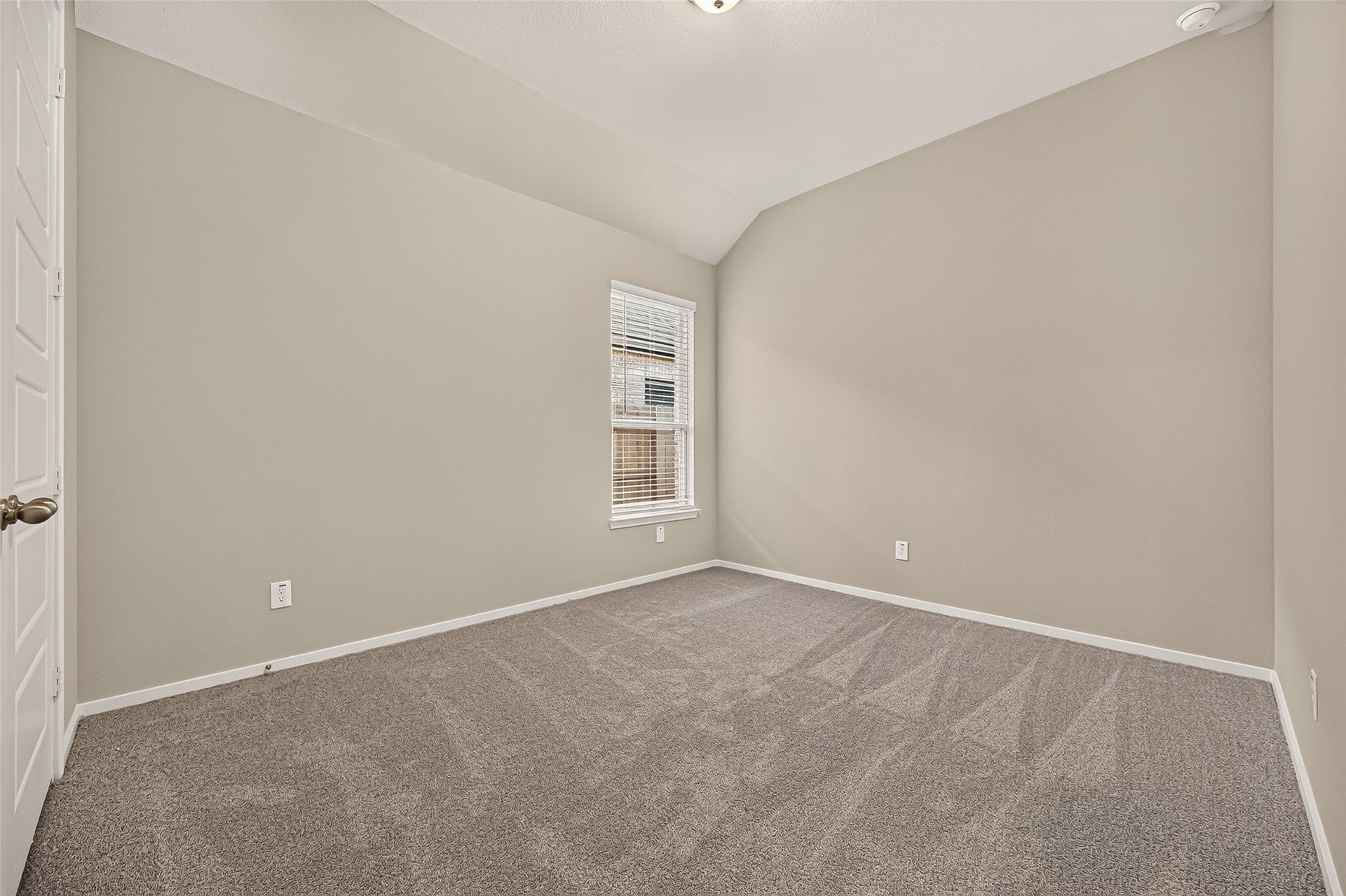 1048 Apple Ridge Road, Magnolia, TX 77355