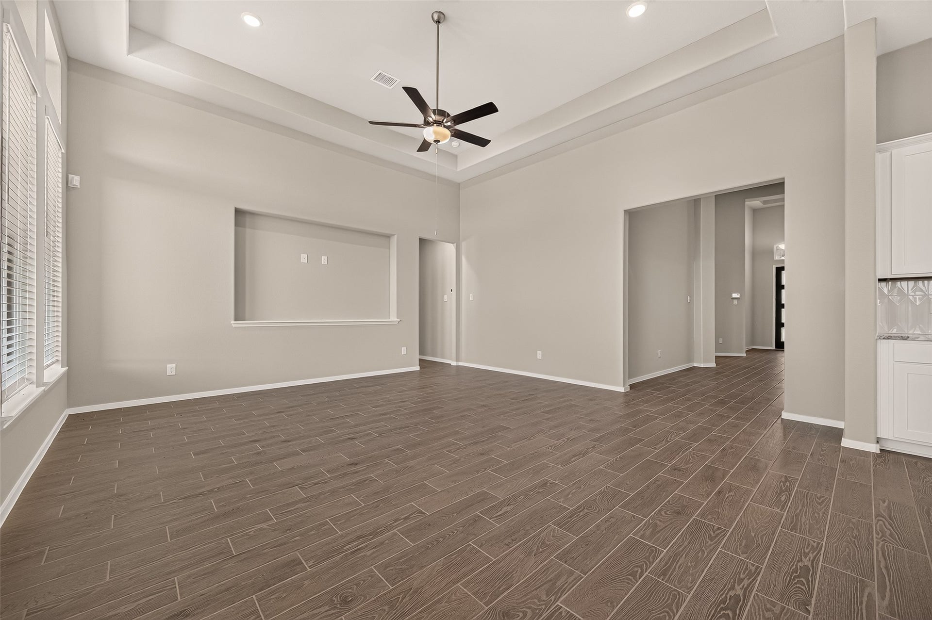 1048 Apple Ridge Road, Magnolia, TX 77355