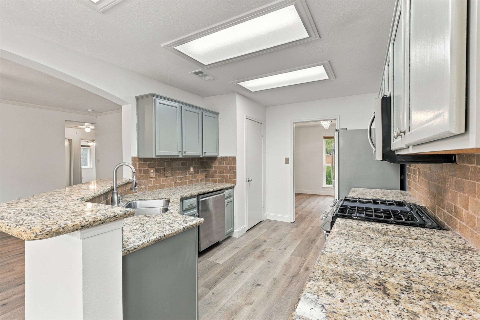 1431 W Welsford Drive, Spring, TX 77386 1431 W Welsford Drive, Spring, TX 77386