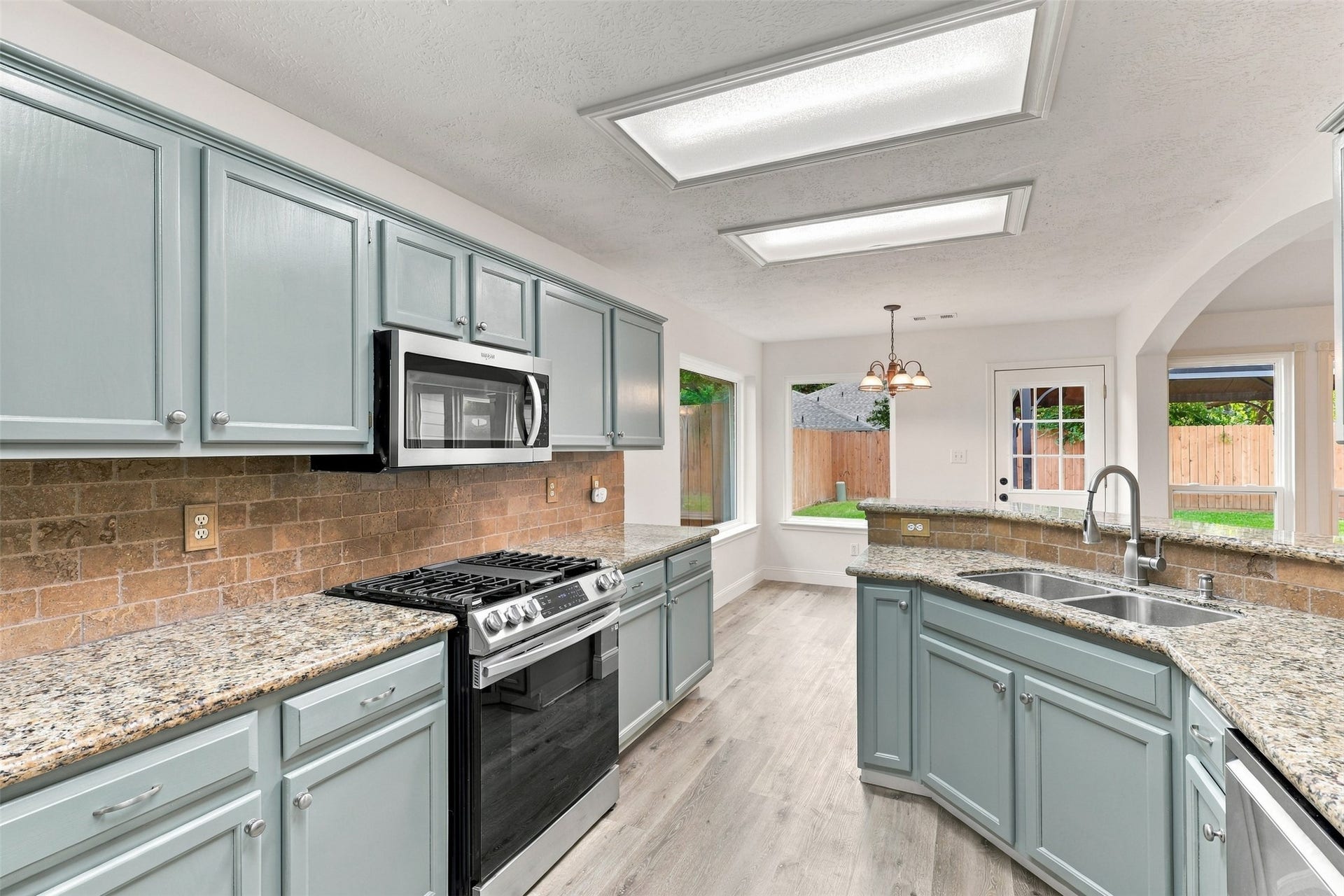 1431 W Welsford Drive, Spring, TX 77386 1431 W Welsford Drive, Spring, TX 77386
