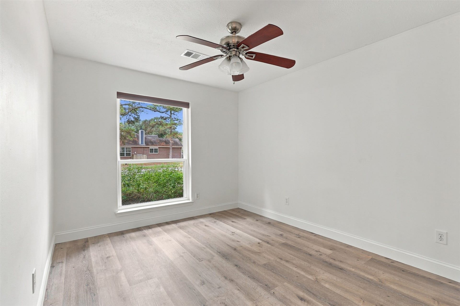 1431 W Welsford Drive, Spring, TX 77386 1431 W Welsford Drive, Spring, TX 77386