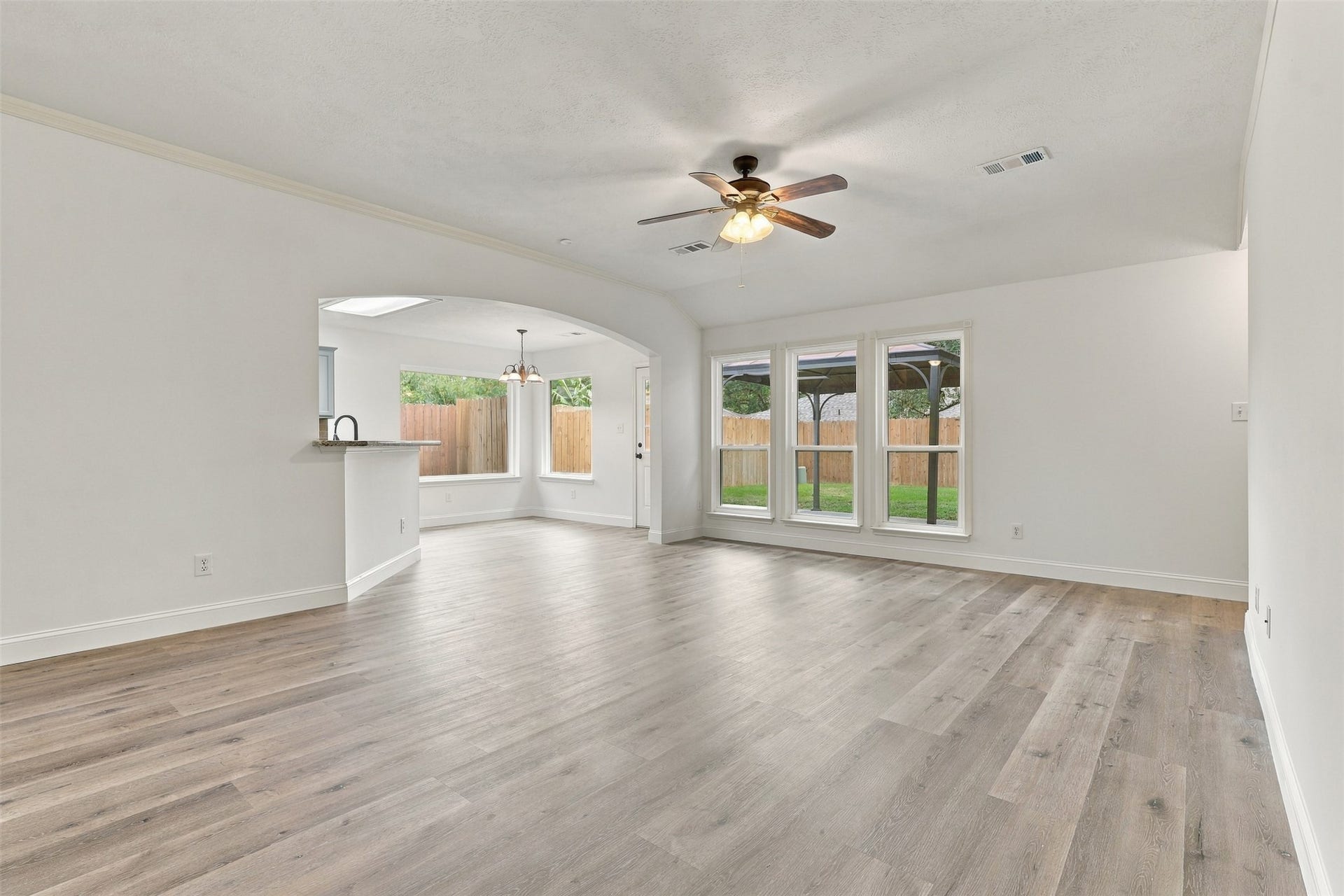 1431 W Welsford Drive, Spring, TX 77386 1431 W Welsford Drive, Spring, TX 77386