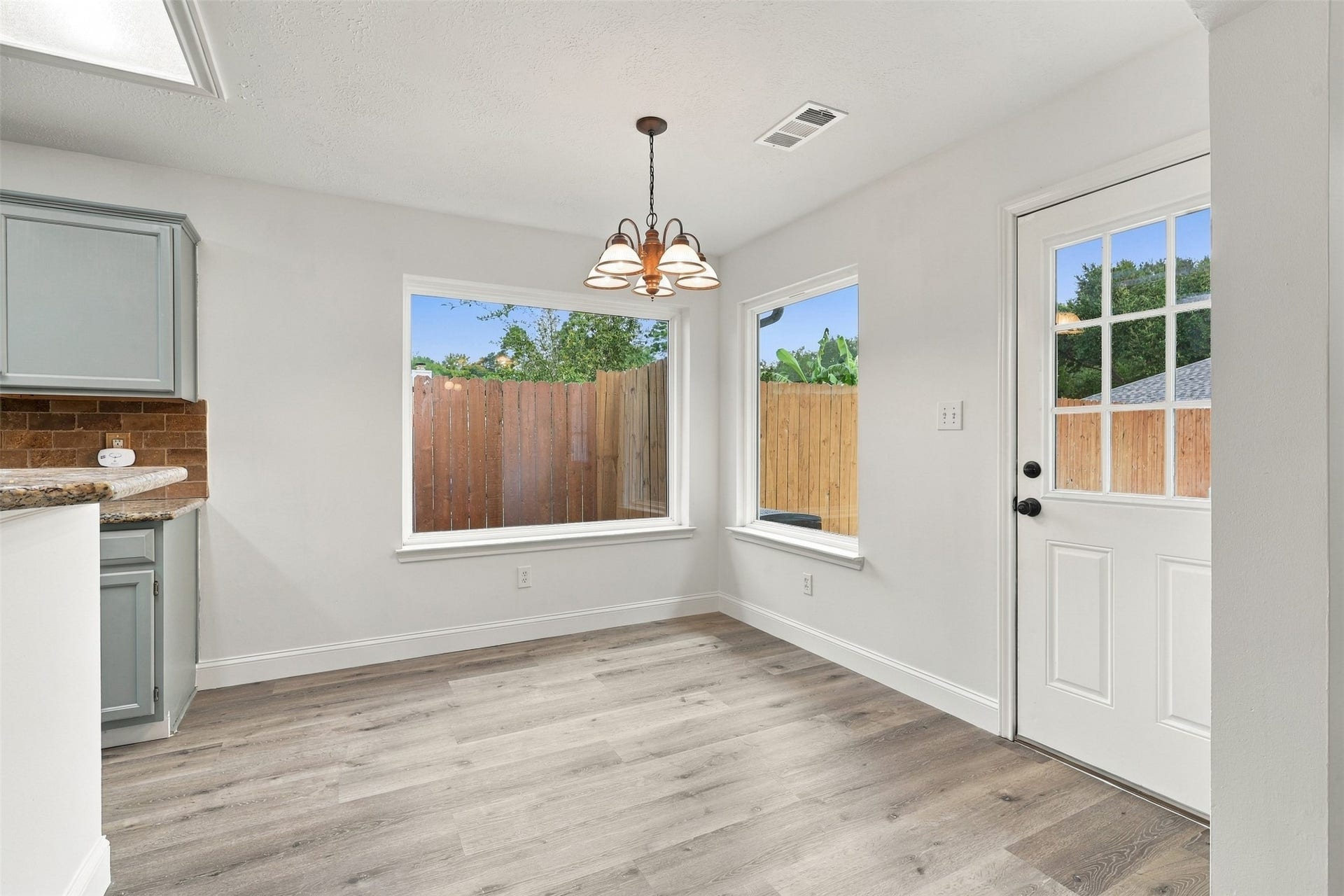 1431 W Welsford Drive, Spring, TX 77386 1431 W Welsford Drive, Spring, TX 77386