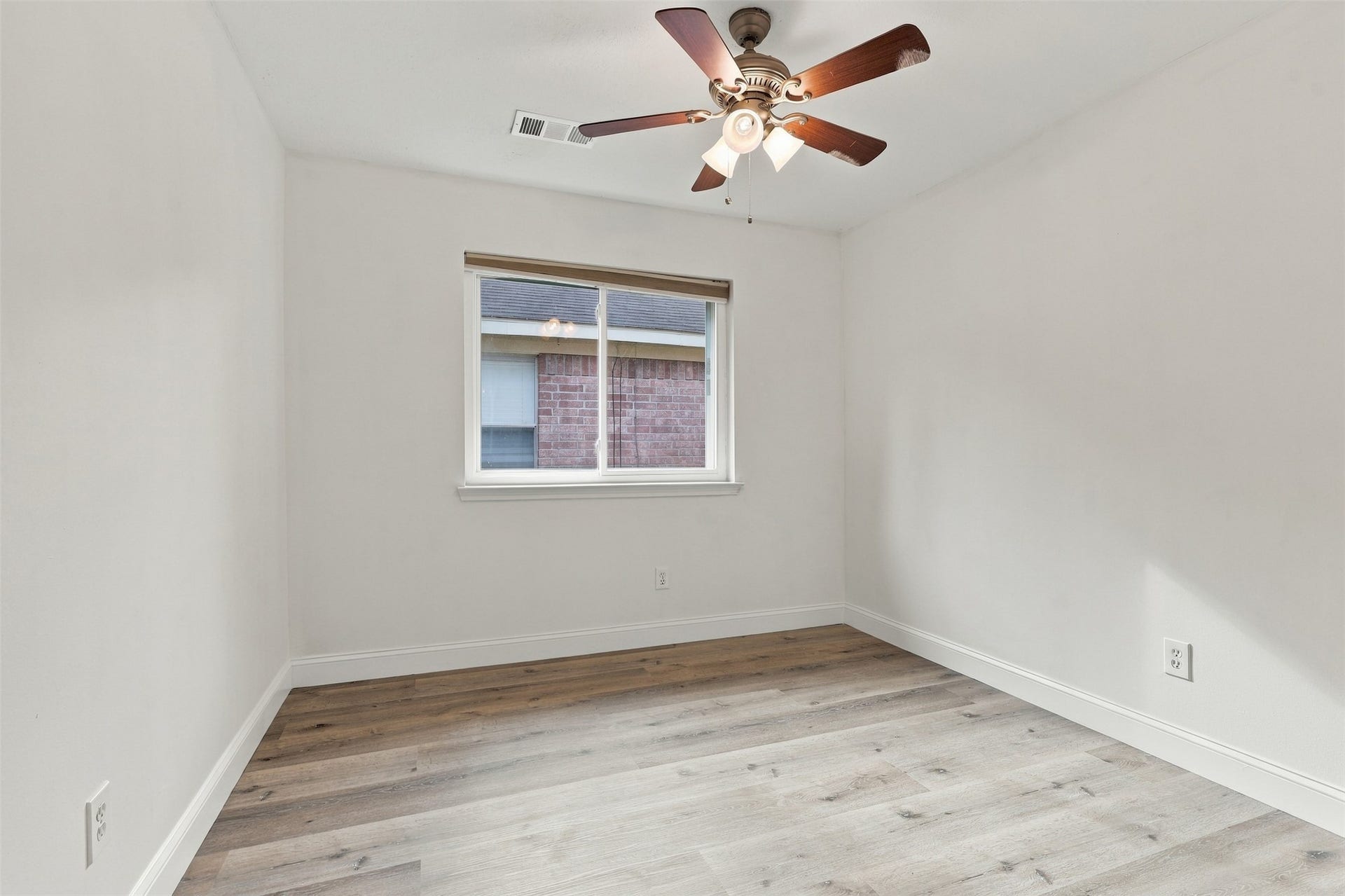 1431 W Welsford Drive, Spring, TX 77386 1431 W Welsford Drive, Spring, TX 77386