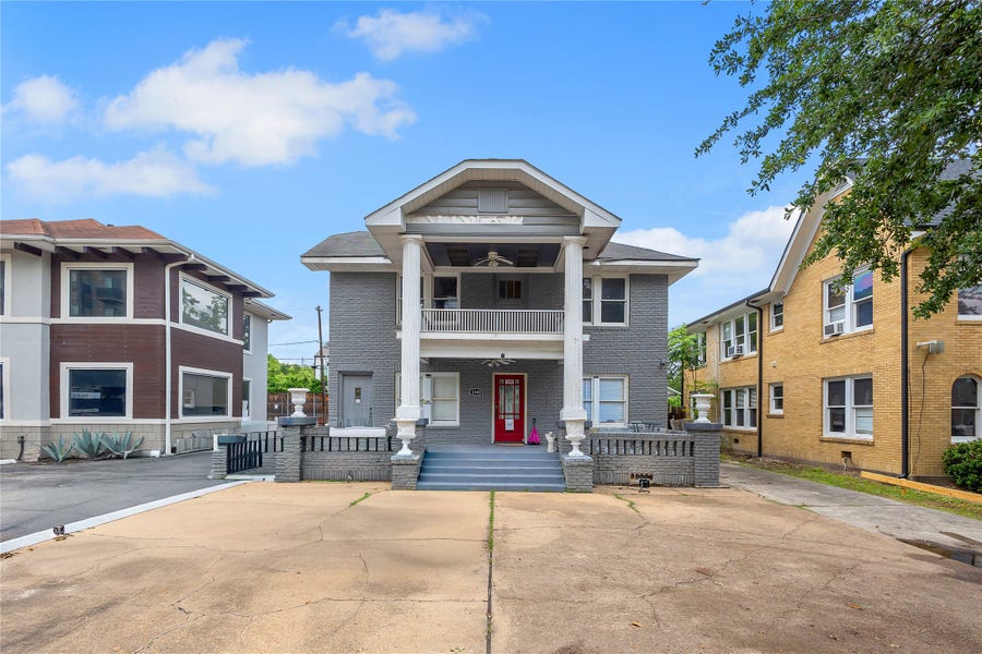 Property photo for 1640 W Alabama Street, Houston, TX