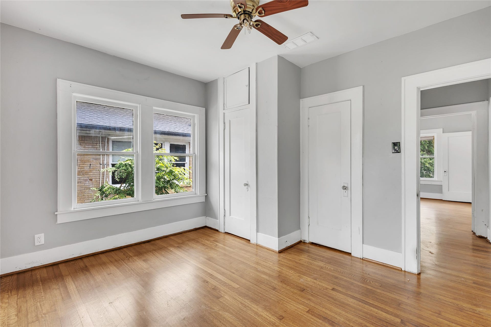 1640 W Alabama Street, Houston, TX 77006