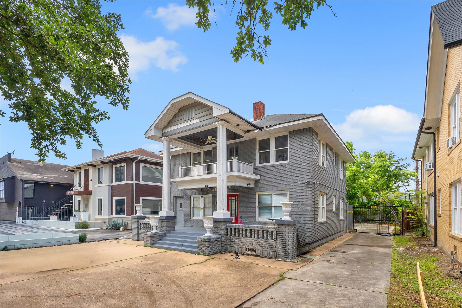 1640 W Alabama Street, Houston, TX 77006