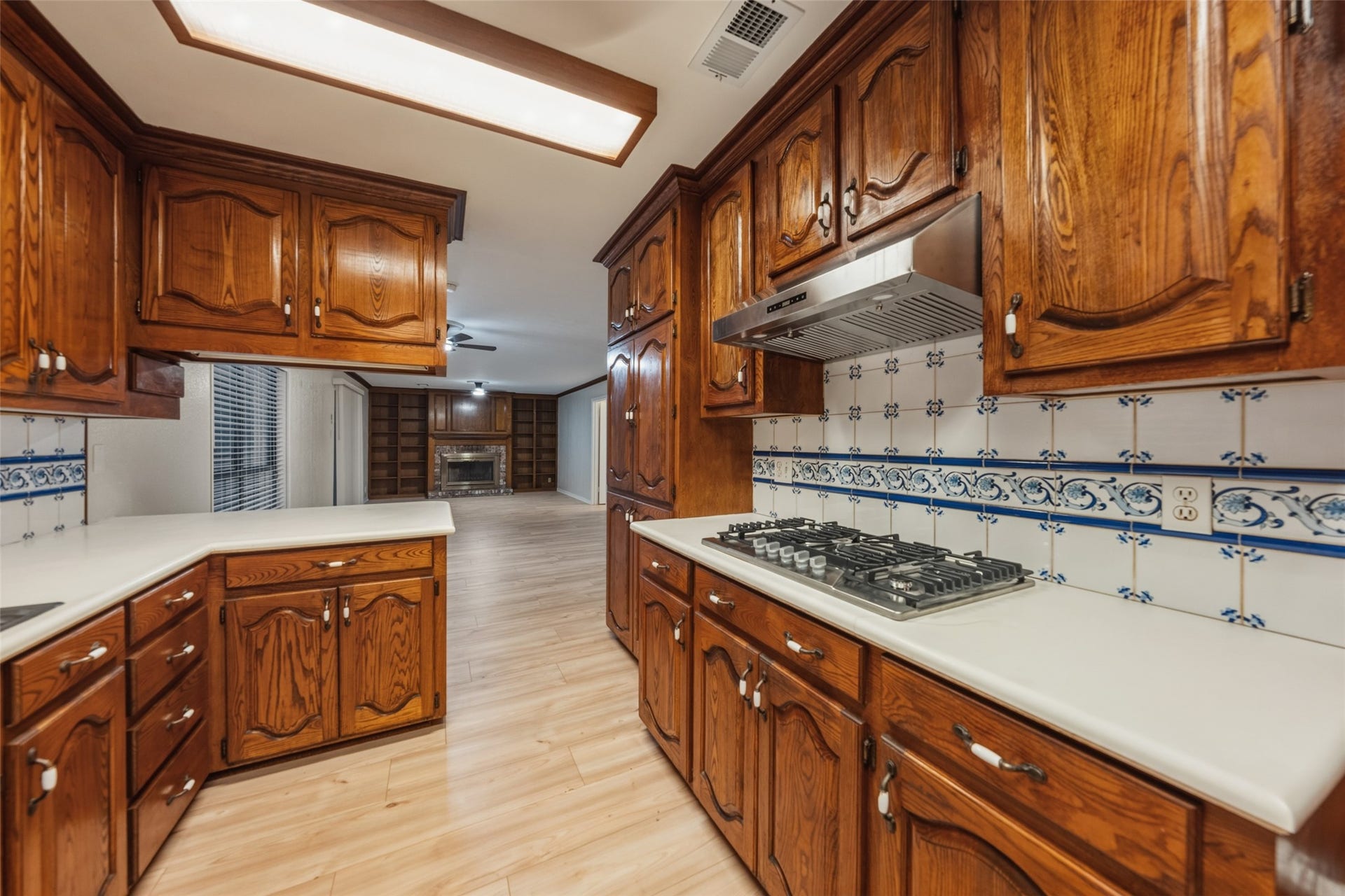 2907 Dewberry Lane, Pasadena, TX 77502 2907 Dewberry Lane, Pasadena, TX 77502