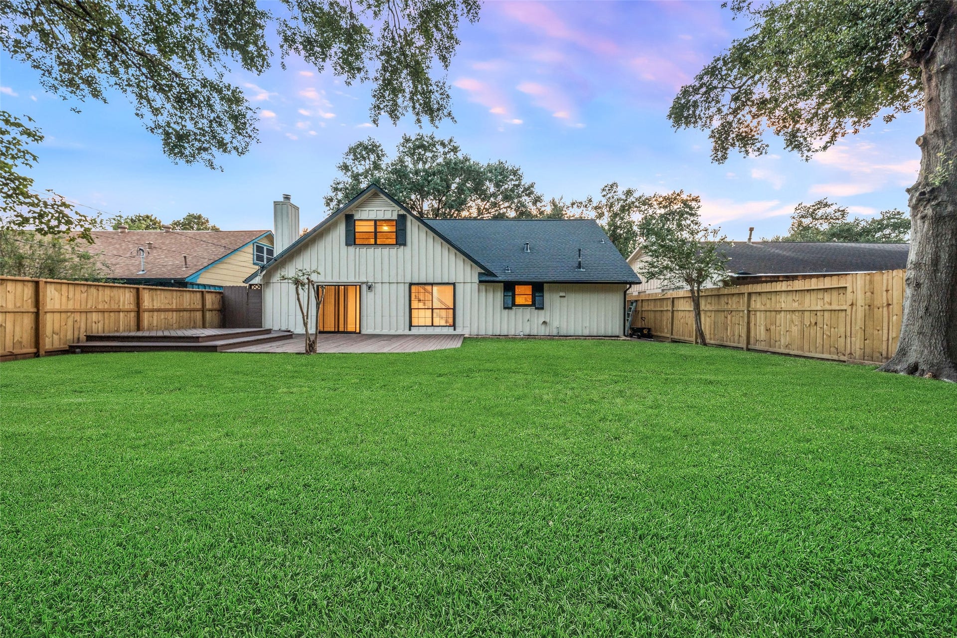 2907 Dewberry Lane, Pasadena, TX 77502 2907 Dewberry Lane, Pasadena, TX 77502