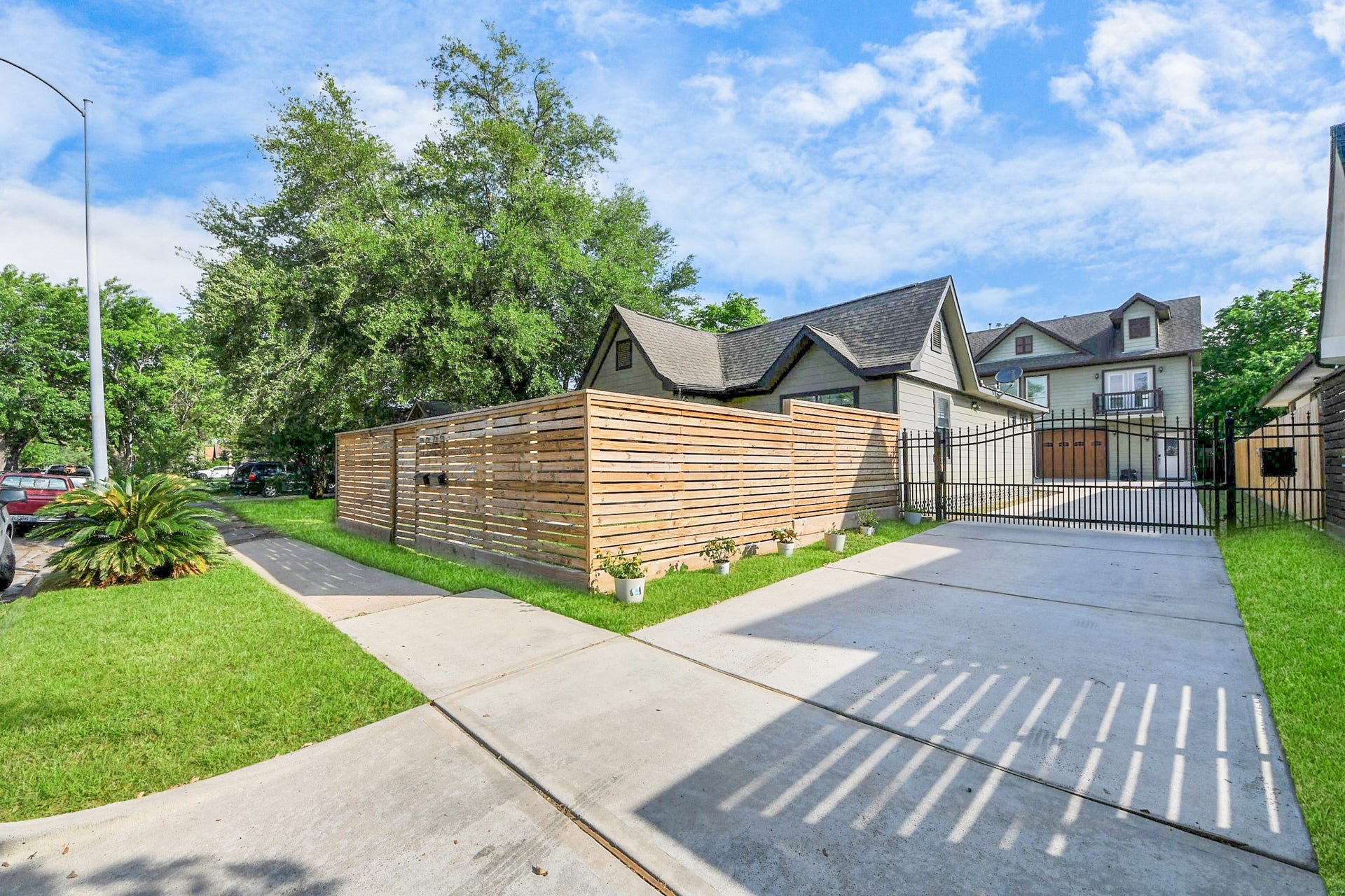 1561 Scharpe Street, #A, Houston, TX 77023 1561 Scharpe Street, #A, Houston, TX 77023