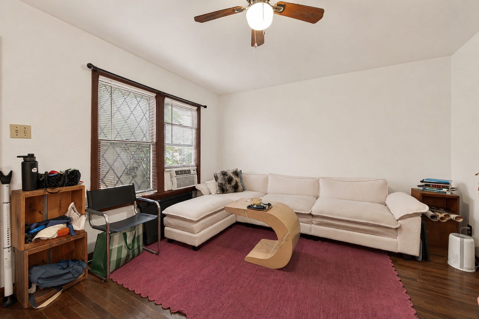 516 N Eastwood Street, Houston, TX 77011 516 N Eastwood Street, Houston, TX 77011