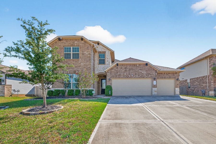 Property photo for 25818 Balsamwood Drive, Tomball, TX